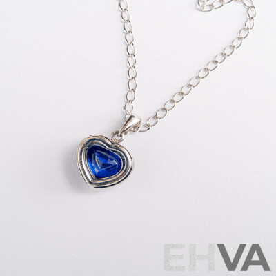 NEW - 18ct White Gold Natural Ceylon Sapphire & Diamond Pendant, S2.55ct/TDW0.26ct, & 18ct Chain, 4.26 Grams