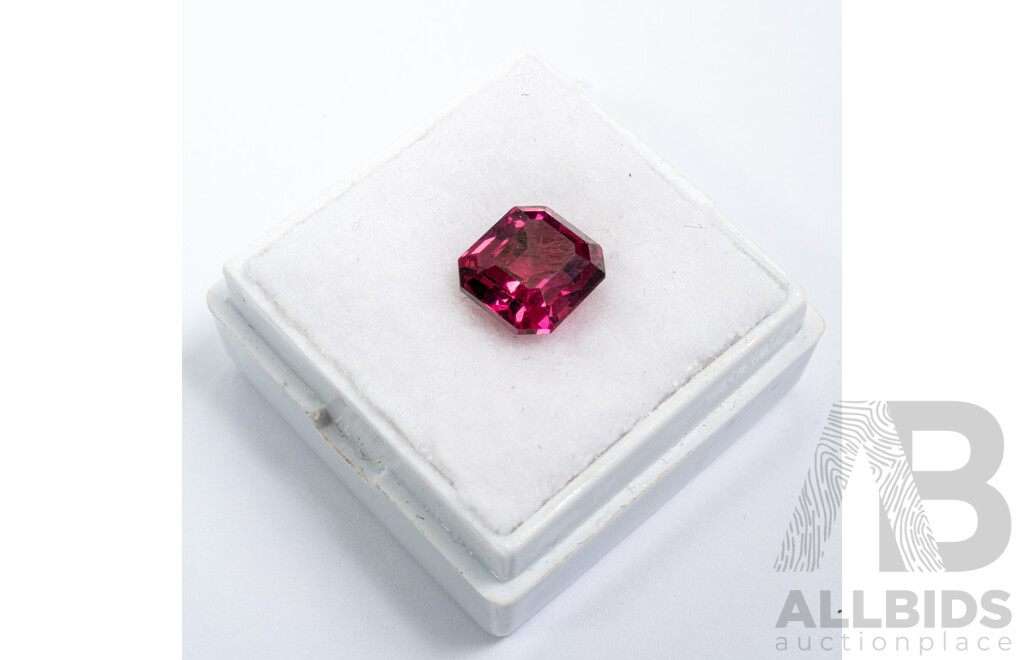 Rhodolite Garnet, Unset Emerald Cut Gemstone, Origin Sri Lanka, 3.0ct