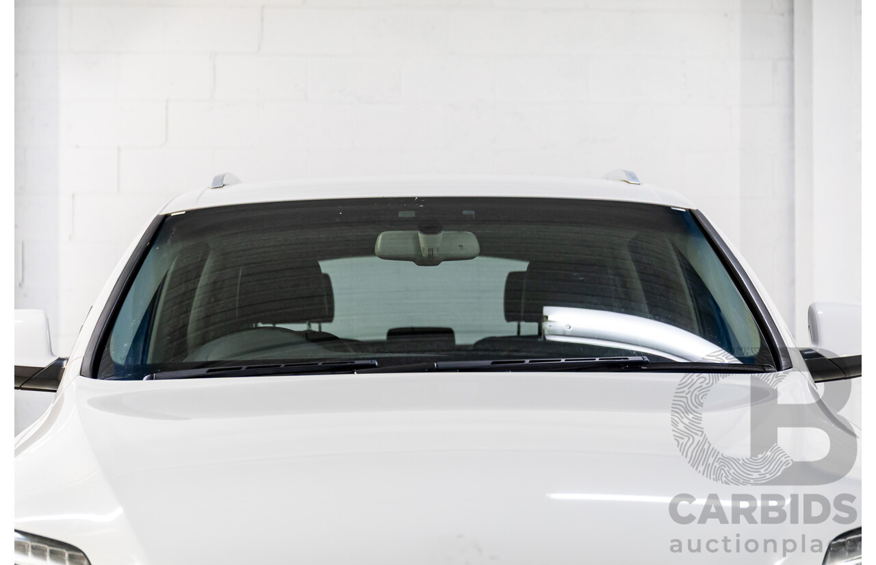 10/2010 Audi Q7 3.0 TDI Quattro S-Line MY10 Upgrade 4d Wagon Ibis White Turbo Diesel 3.0L - 7 Seater