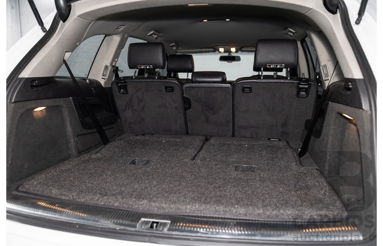10/2010 Audi Q7 3.0 TDI Quattro S-Line MY10 Upgrade 4d Wagon Ibis White Turbo Diesel 3.0L - 7 Seater