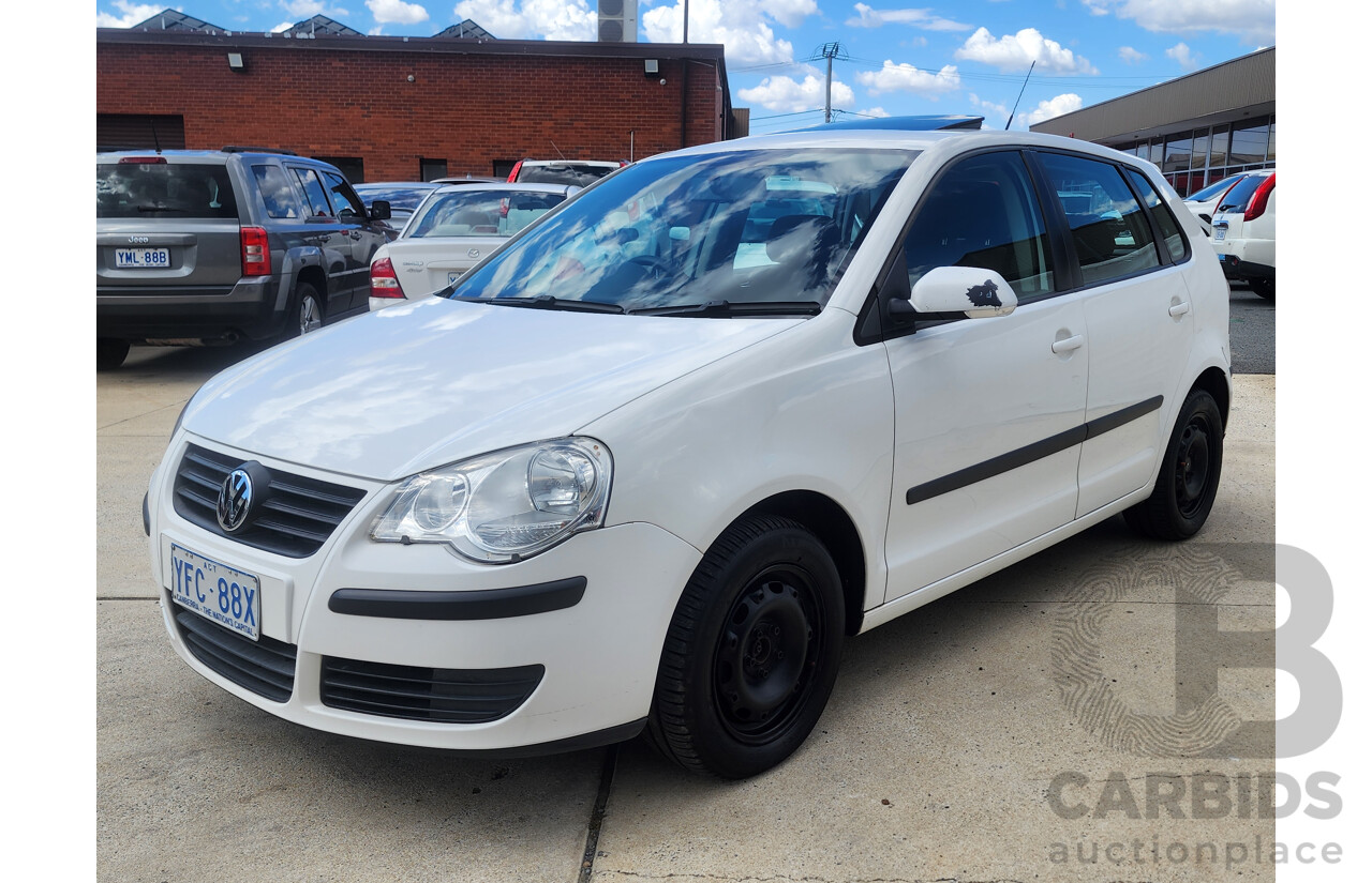 8/2007 Volkswagen Polo Match 9N MY07 UPGRADE 5d Hatchback White 1.6L