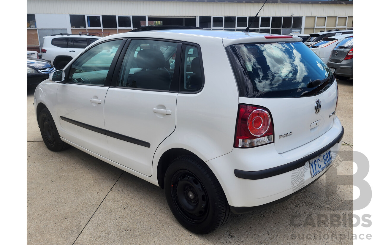 8/2007 Volkswagen Polo Match 9N MY07 UPGRADE 5d Hatchback White 1.6L