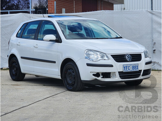 8/2007 Volkswagen Polo Match 9N MY07 UPGRADE 5d Hatchback White 1.6L