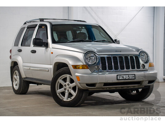 2/2006 Jeep Cherokee Limited (4x4) KJ MY05 Upgrade II 4d Wagon Bright Silver Metallic V6 3.7L