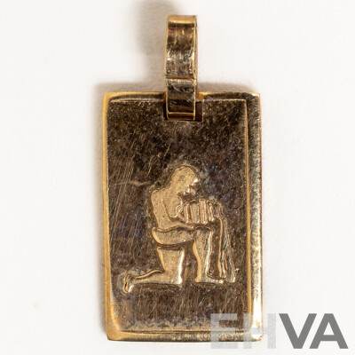 9ct 1.5g 375 Gold Ignot Pendant, Hallmarked with Grecian Man with Urn Symbol on Reverse, 14mm Long, 1.56 Grams