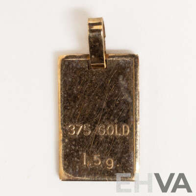 9ct 1.5g 375 Gold Ignot Pendant, Hallmarked with Grecian Man with Urn Symbol on Reverse, 14mm Long, 1.56 Grams