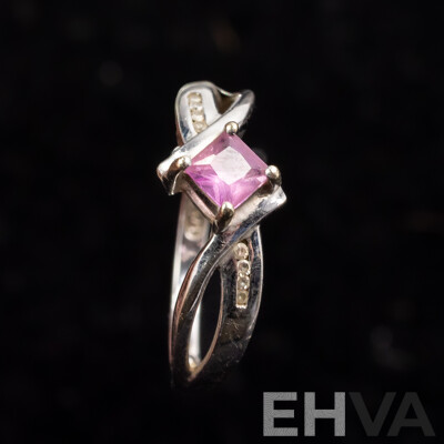 9ct Angus & Coote White Gol Pink Created Sapphire & Diamond Ring, TDW 0.05ct, Size M, 2.17 Grams