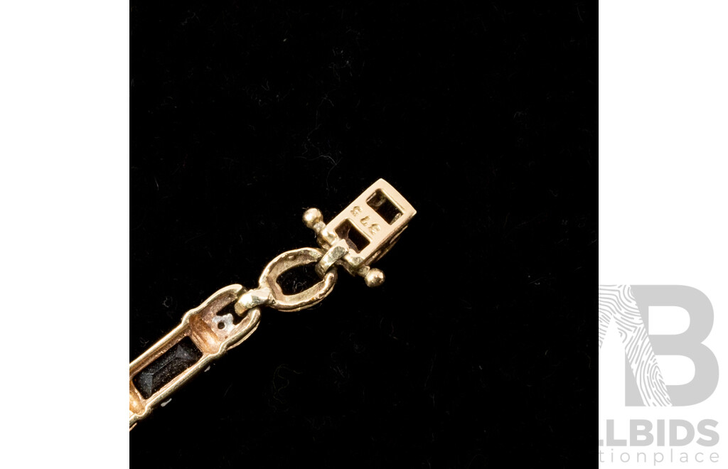 9ct Dark Sapphire & Diamond Set Bracelet, TDW 0.10ct, 19cm, 7.29 Grams