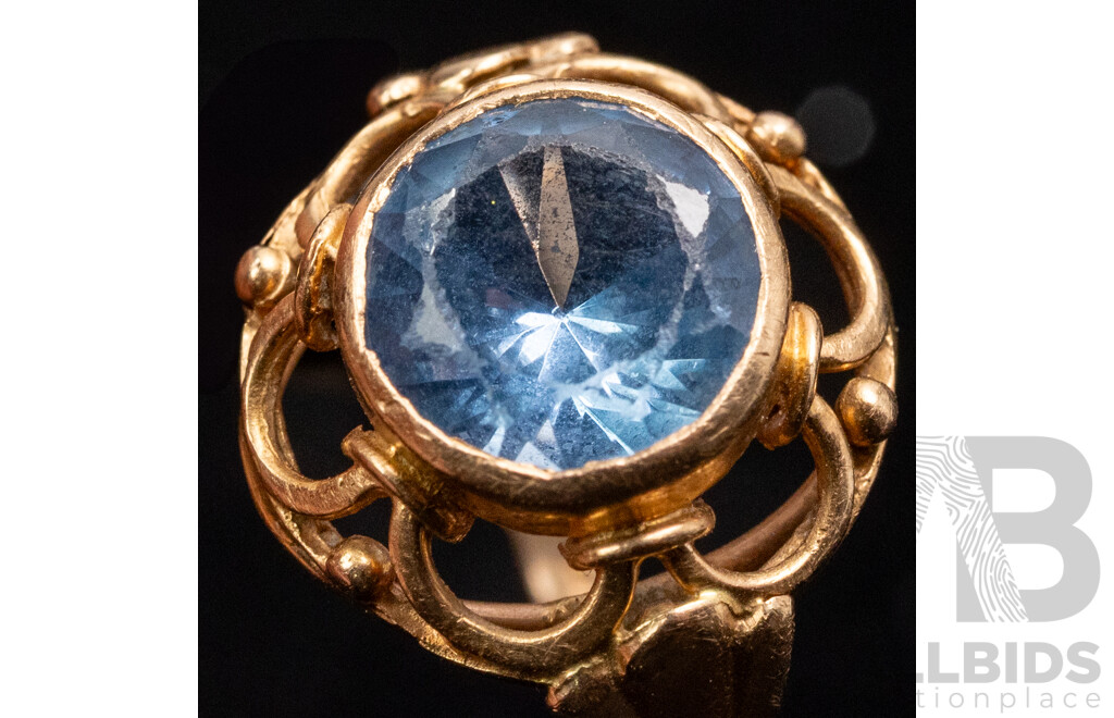 14ct Vintage Rose Gold Swiss Blue Topaz Ring, 2.13ct, Size Q, 3.41 Grams