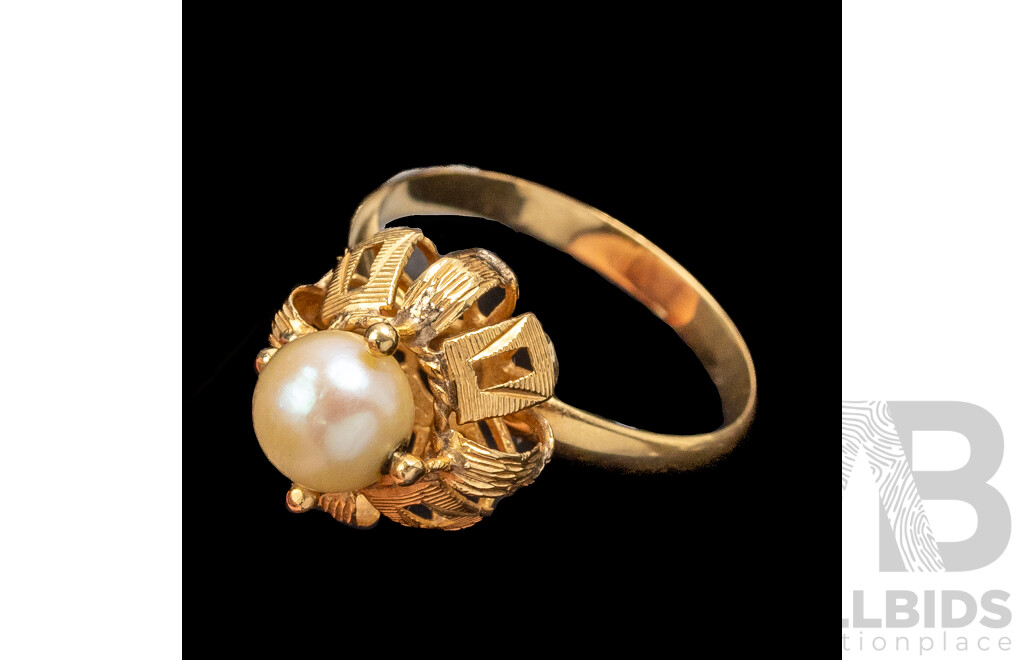 18ct Vintage Cultured Pearl Ring, Size P, 2.71 Grams