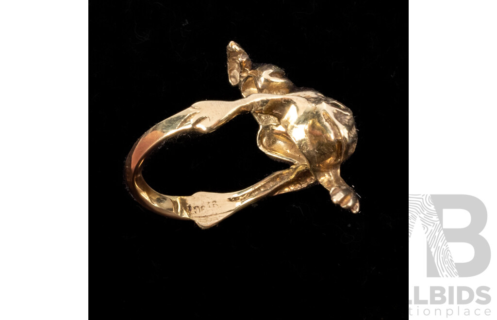 9ct Vintage Frog Ring with Emerald Eyes, Size O, 6.14 Grams