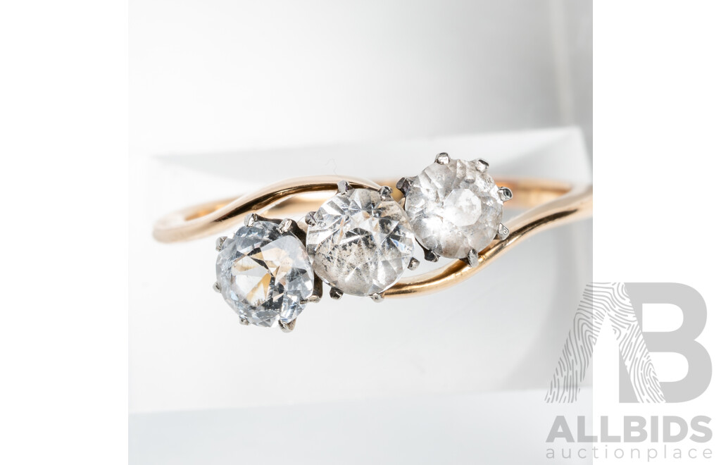 18ct Vintage White Sapphire Trilogy Ring, Size P, 2.75 Grams