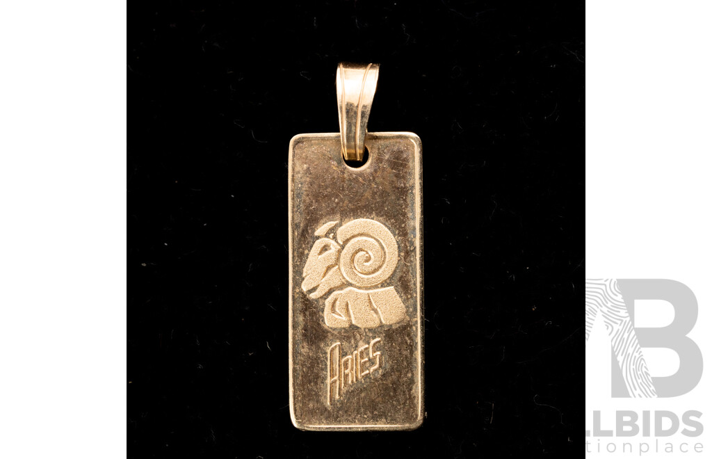 9ct Cragside 375 Gold Ingot Pendant, Hallmarked with Aries Ram Symbol on Reverse, 20mm Long, 2.74 Grams