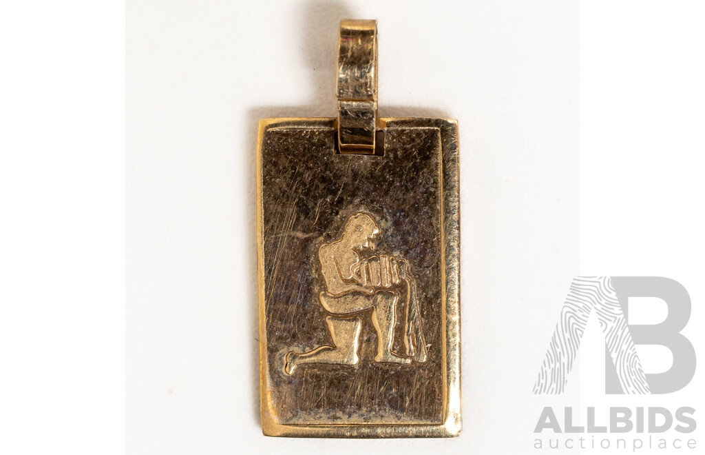 9ct 1.5g 375 Gold Ignot Pendant, Hallmarked with Grecian Man with Urn Symbol on Reverse, 14mm Long, 1.56 Grams