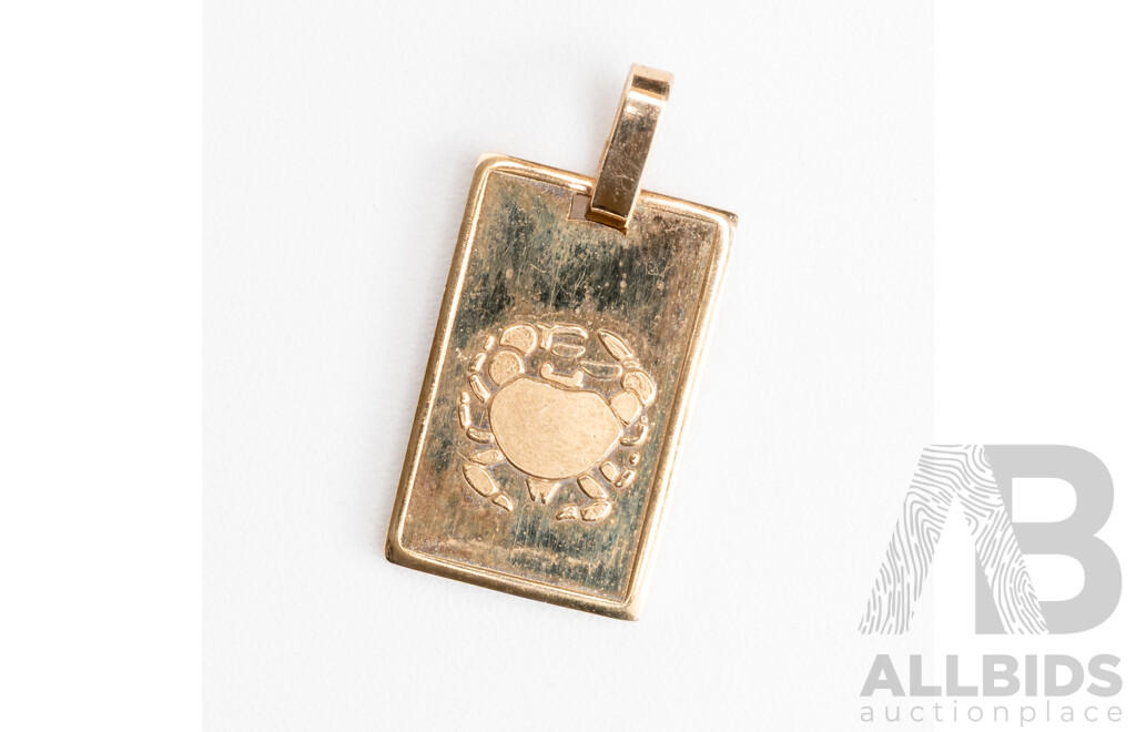 9ct 1.5g 375 Gold Ingot Pendant, Hallmarked with Crab Symbol on Reverse, 14mm Long, 1.59 Grams
