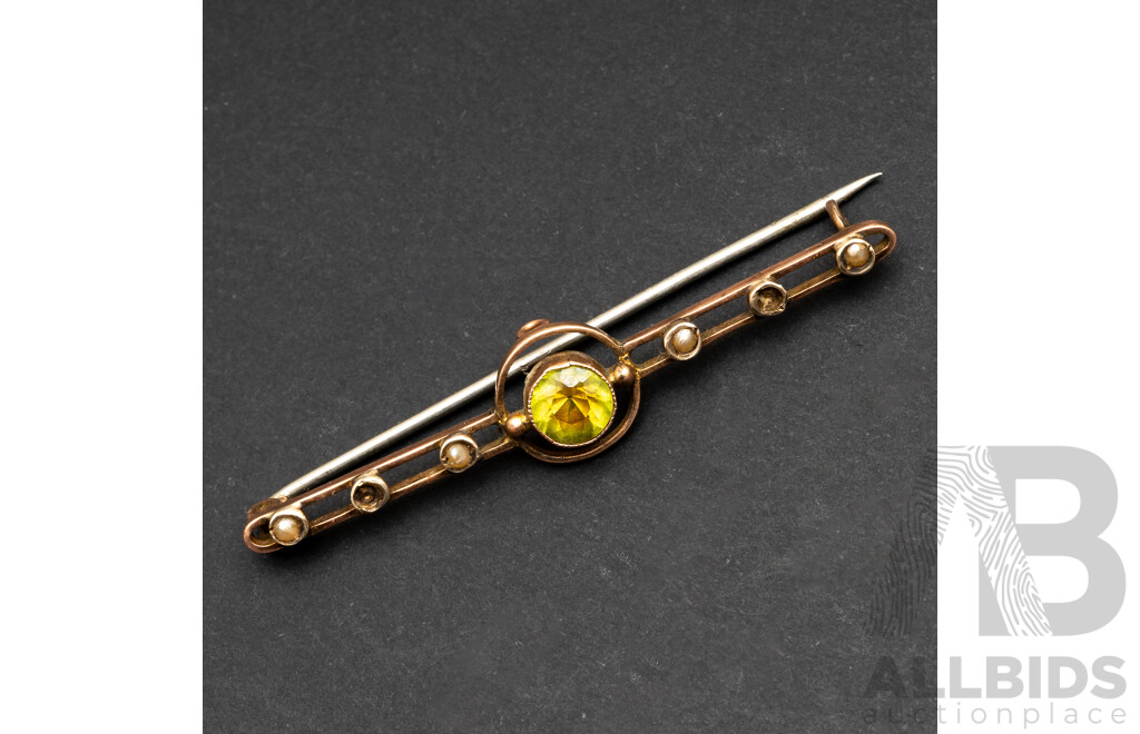 9ct Edwardian Peridot & Seed Pearl Bar Brooch, 54mm, 2.67 Grams