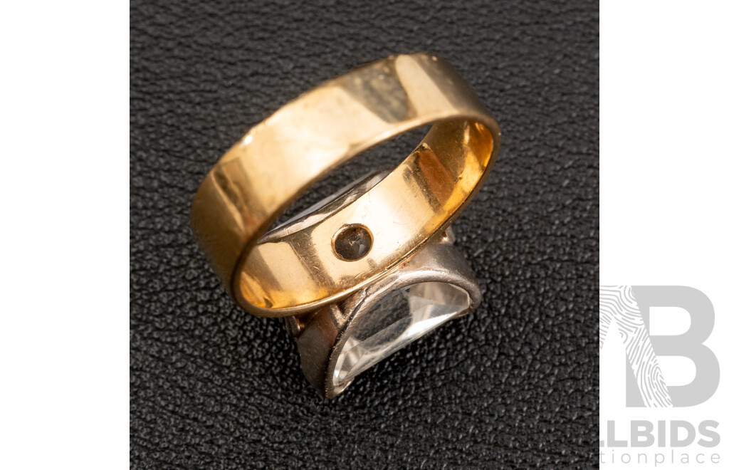 9ct Vintage White Topaz Cocktail Ring, Size Q, 7.38 Grams