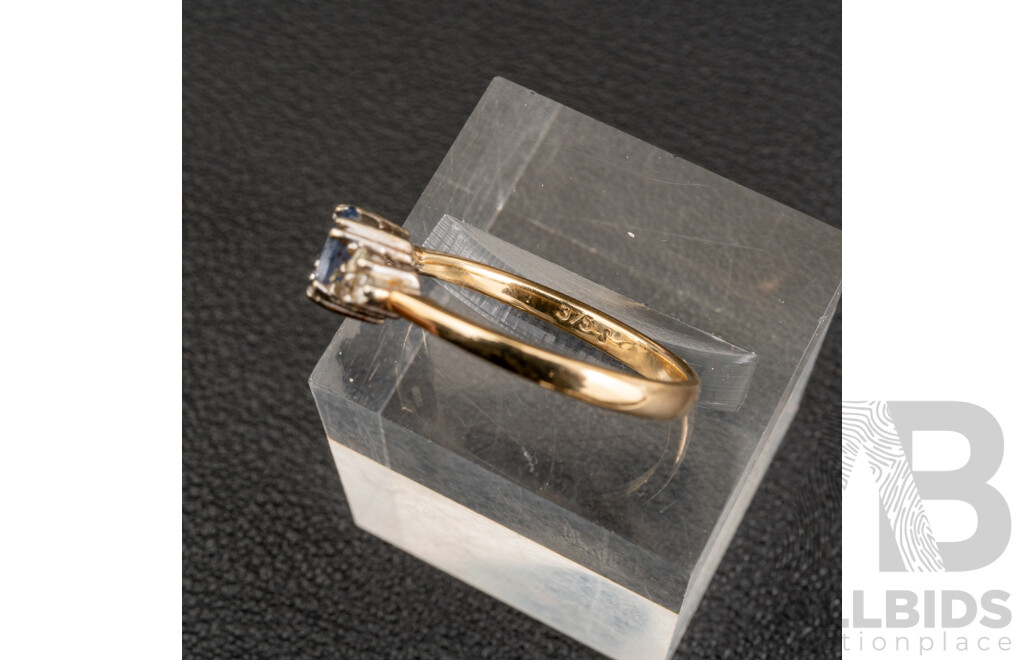 9ct Cornflour Blue Sapphire & Diamond Ring, S0.58ct/TDW0.12ct, Size O, 2.13 Grams