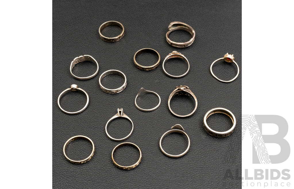 Vintage Collection of (15) Sterling Silver Rings, Including Plain & Gemset, Size I-Q, 29.17 Grams