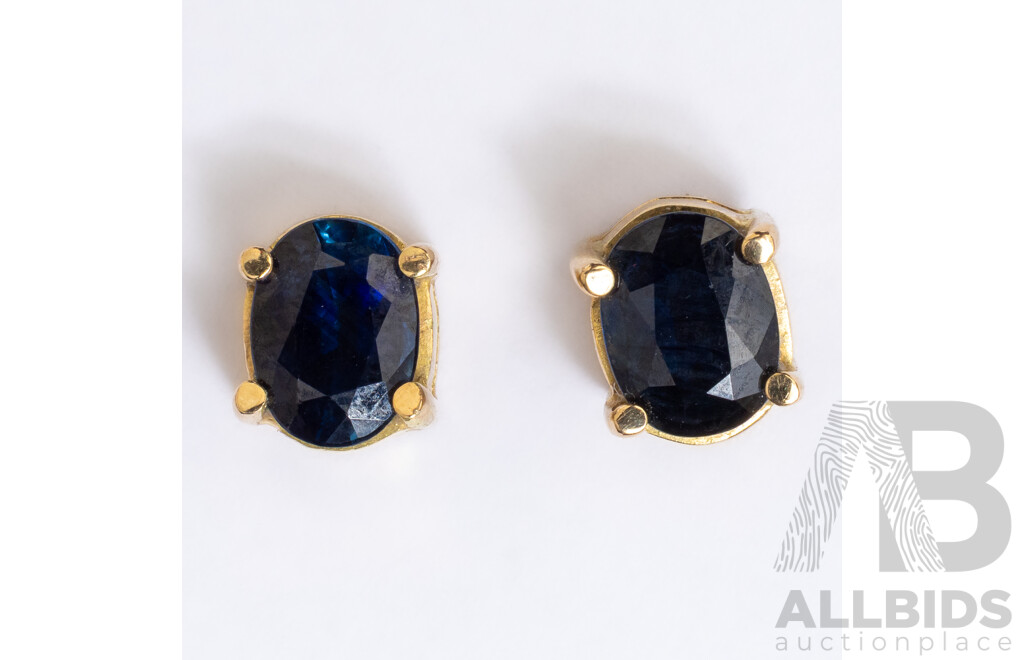 18ct Dark Blue Natural Sapphire Stud Earrings, Screw Back Fittings, 3.41 Grams