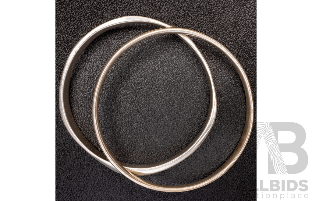 Solid Sterling Silver Quality (2) Bangles, 64mm & 66mm Diameter, 50.0 Grams