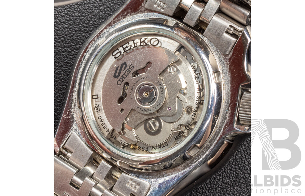 Seiko Automatic GMT Mens Watch, Stainless Steel & Green, 4R34-00A0 (2025)