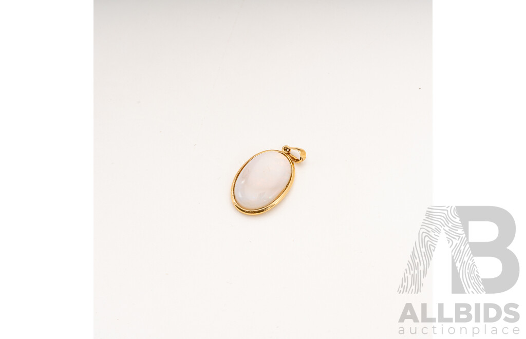 14ct Australian Crystal Opal Cabochon Pendant, 25mm, 1.33 Grams
