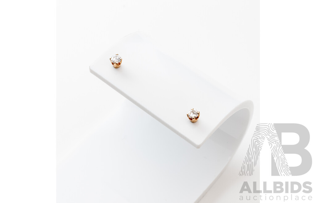 9ct Yellow Gold Diamond Stud Earrings, TDW0.25ct, 0.56 Grams