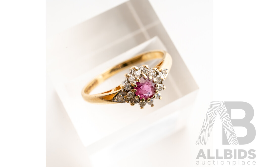 9ct Vintage Ruby & Diamond Ring, S0.14ct/TDW0.13ct, Size M, 1.81 Grams