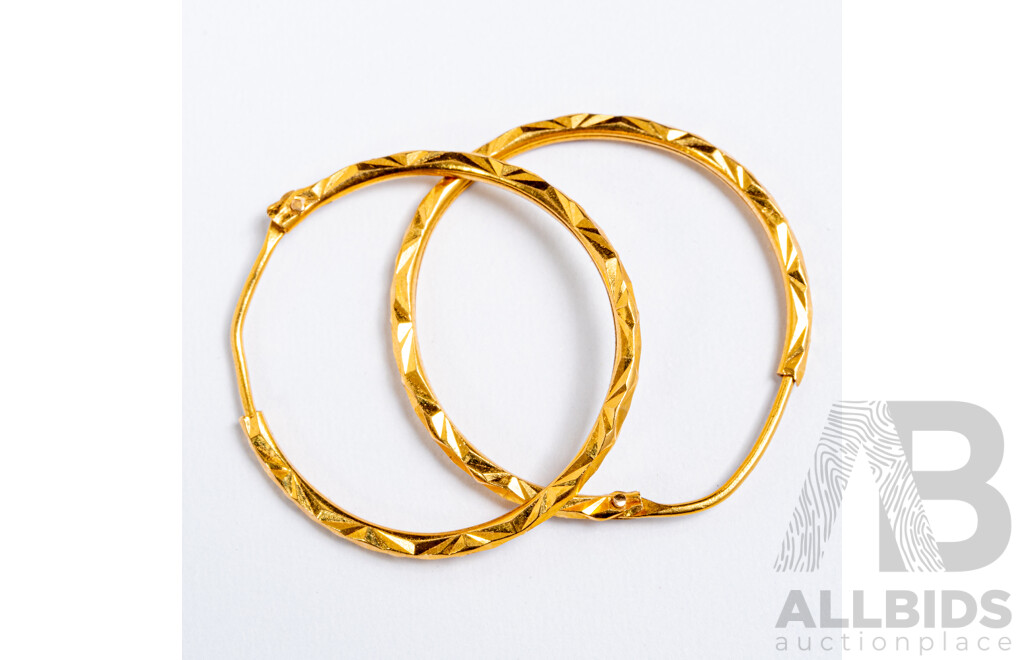 22ct Patterned Diamond Cut Hoop Earrings, 22mm, 1.62 Grams