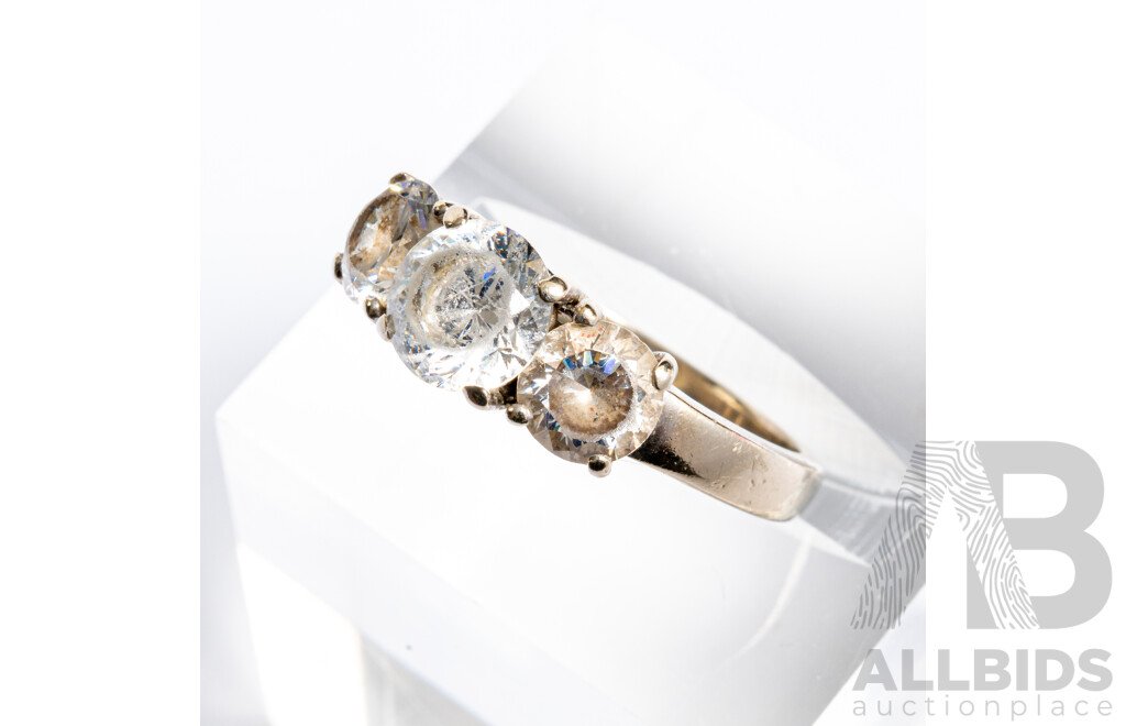 14ct White Gold Trilogy Ring with Cubic Zirconias, Size K, 3.30 Grams