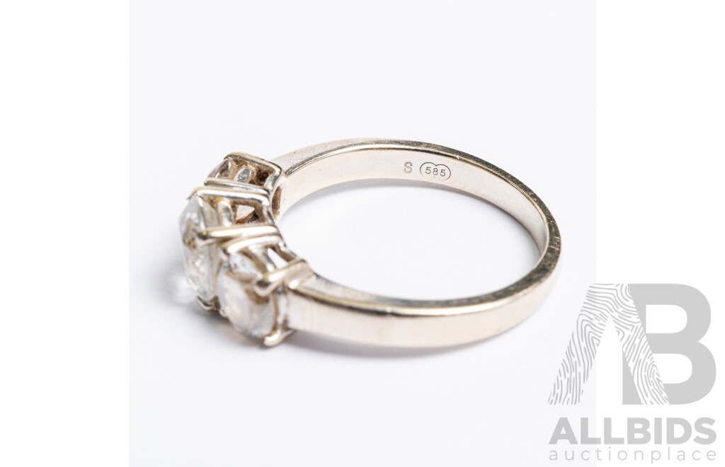 14ct White Gold Trilogy Ring with Cubic Zirconias, Size K, 3.30 Grams