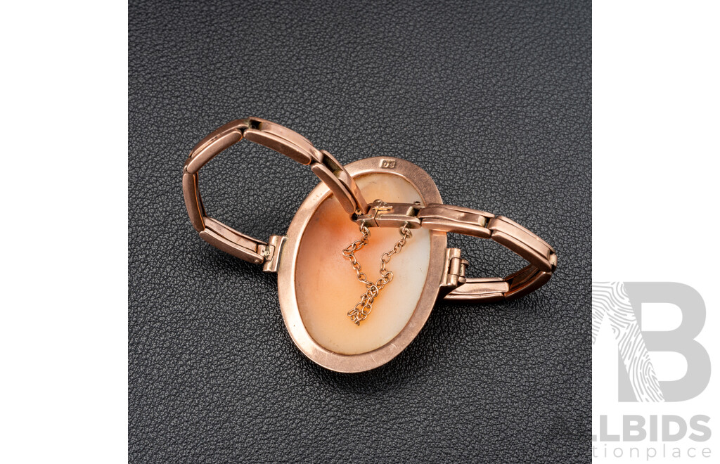 9ct Rose Gold Carved Shell Cameo Bracelet with Safety Chain, 17.22 Grams
