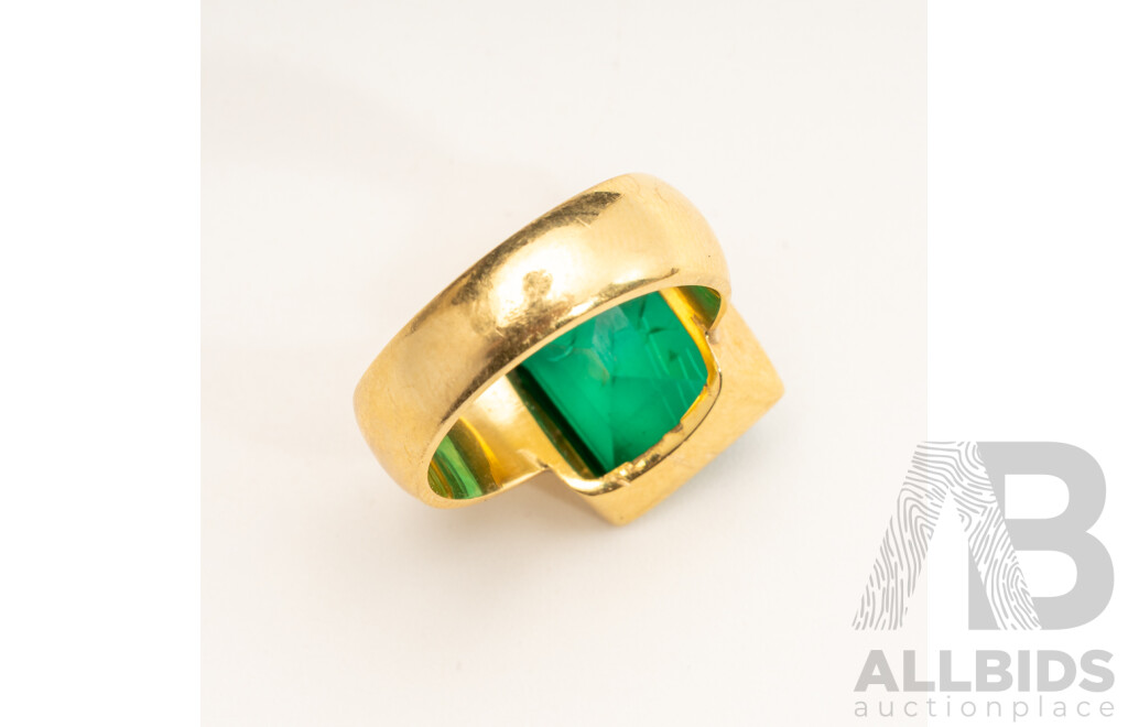 18ct Green Tsavorite Ring, 5.73ct, Size K, 9.36 Grams