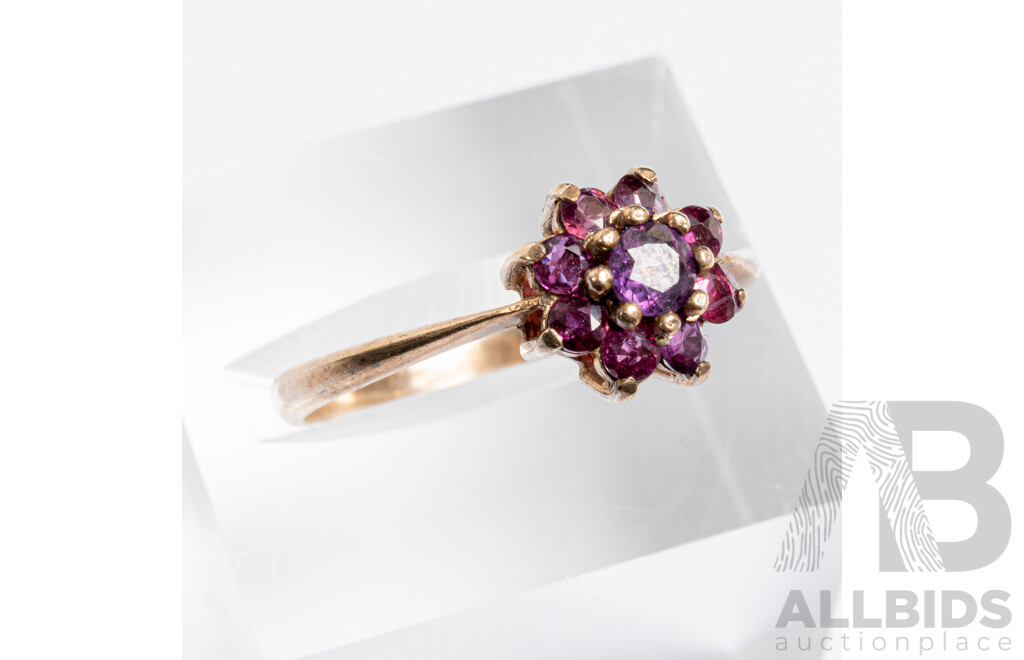 Vintage 9ct Rhodolite Garnet Daisy Ring, Size P, 1.90 Grams