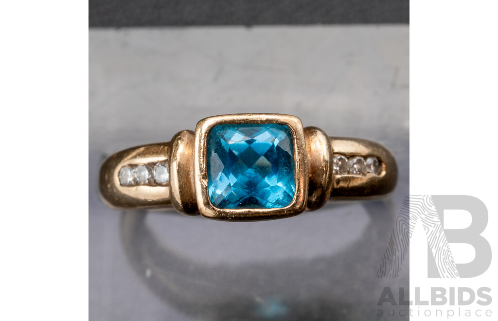 9ct Swiss Blue Topaz & Diamond Ring, TDW 0.10ct, Size O, 4.05 Grams