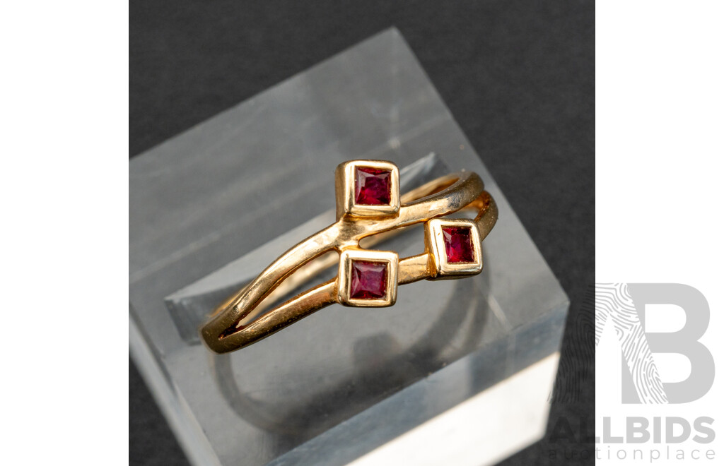 10ct Michael Hill Jewellers Ruby Ring, Size Q, 1.96 Grams