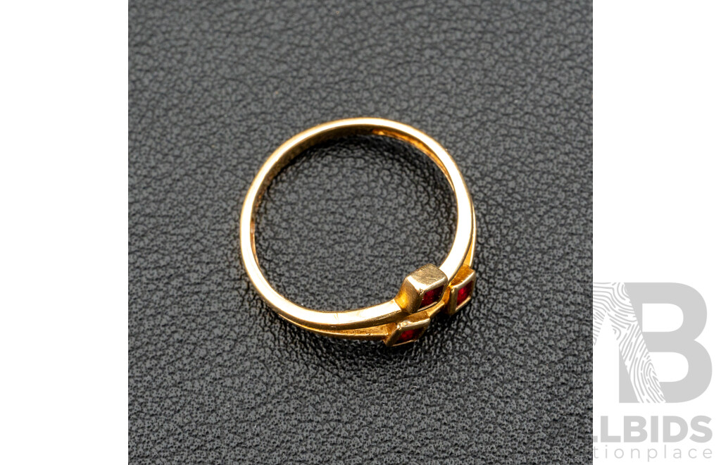 10ct Michael Hill Jewellers Ruby Ring, Size Q, 1.96 Grams