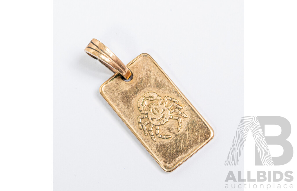 9ct Cragside 1g 375 Gold Ignot Pendant, Hallmarked with Crab Symbol on Reverse, 20mm Long, 1.18 Grams