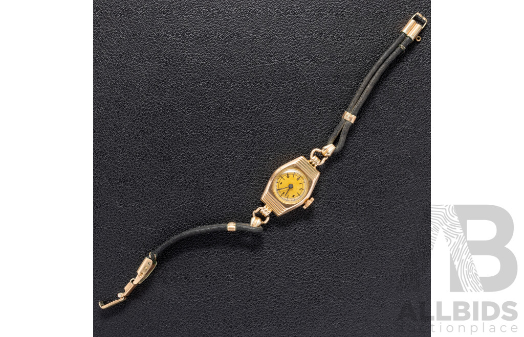 9ct Vintage Ladies 15 Jewel Swiss Made Watch, 16mm, 10.34 Grams