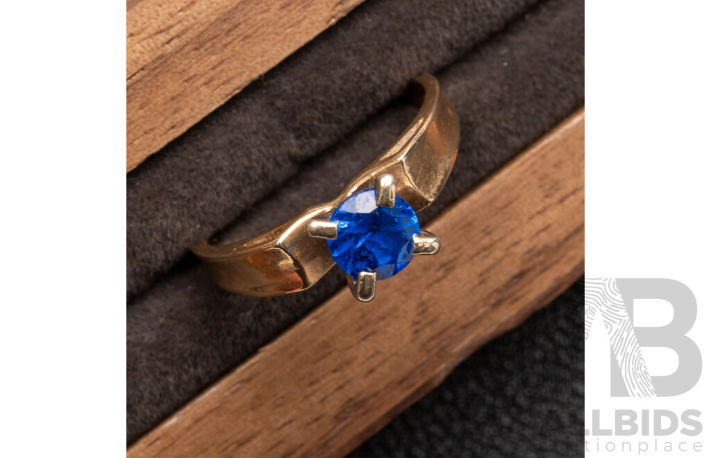 9ct Vintage Created Sapphire Solitaire Ring, Size M, 2.70 Grams
