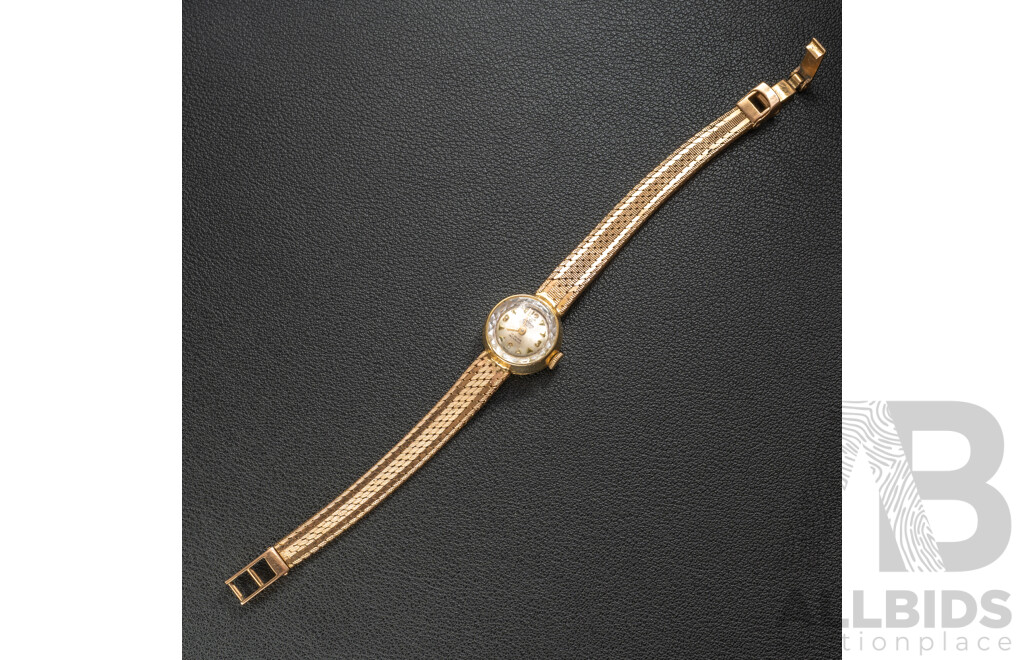 18ct Vintage Cornavin Geneve 17 Rubis Incabloc, Swiss Made, Gold Watch & Band Hallmarked, 26.37 Grams