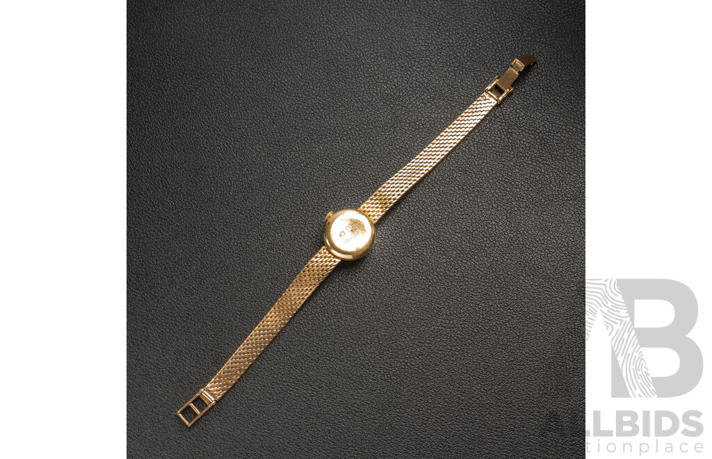 18ct Vintage Cornavin Geneve 17 Rubis Incabloc, Swiss Made, Gold Watch & Band Hallmarked, 26.37 Grams
