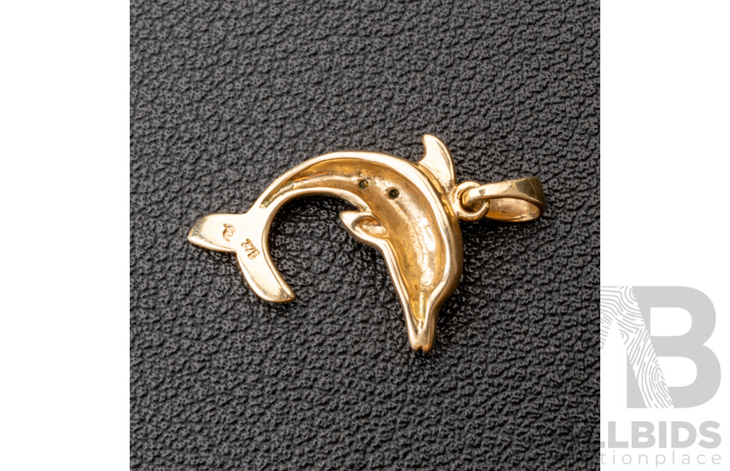 9ct Diamond Set Dolphin Pendant/charm, 22mm Long, 2.09 Grams