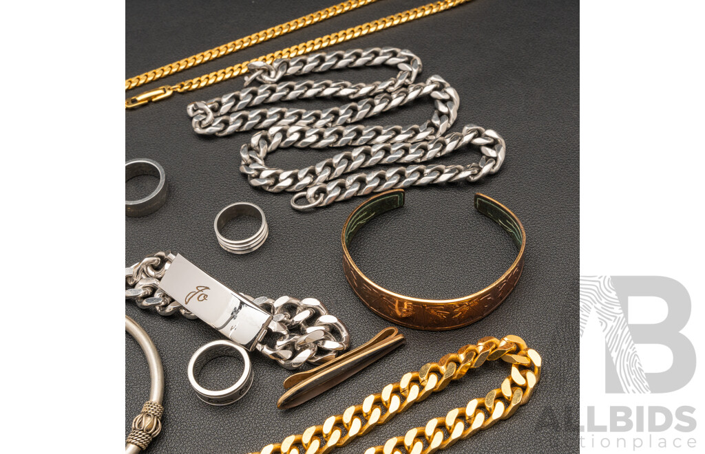 Collection of Vintage Mens Gold/silver Tone Jewellery Items, 479 Grams