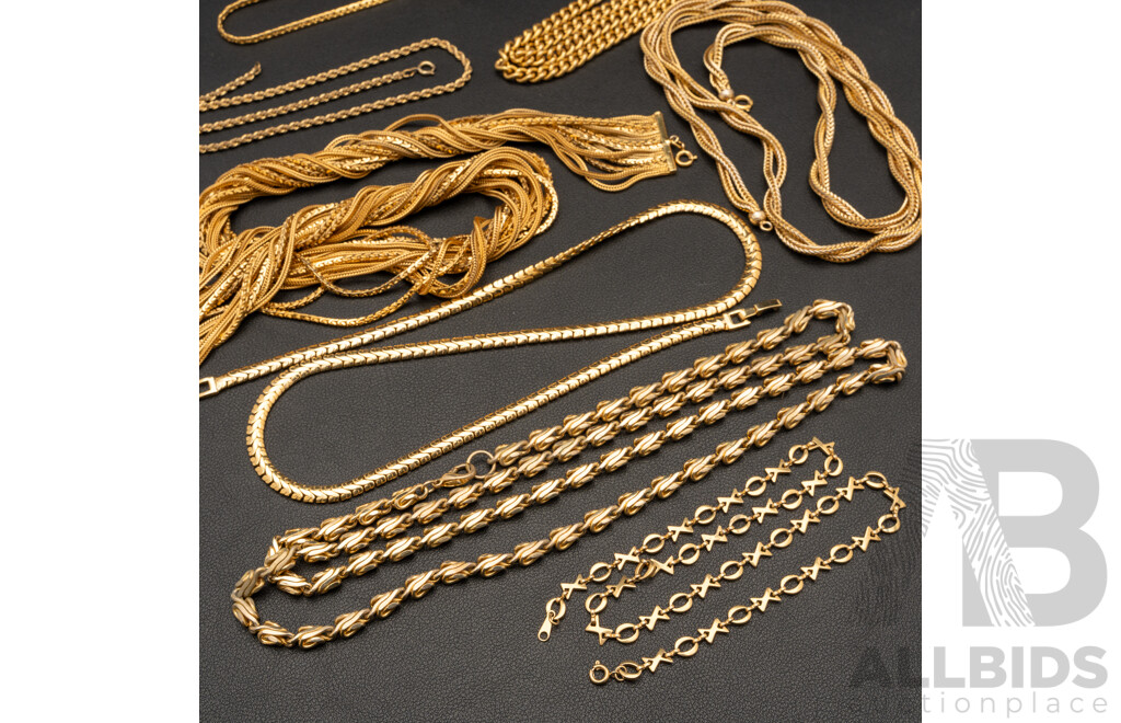 Collection of Quality Vintage Gold Tone Necklaces, 380 Grams
