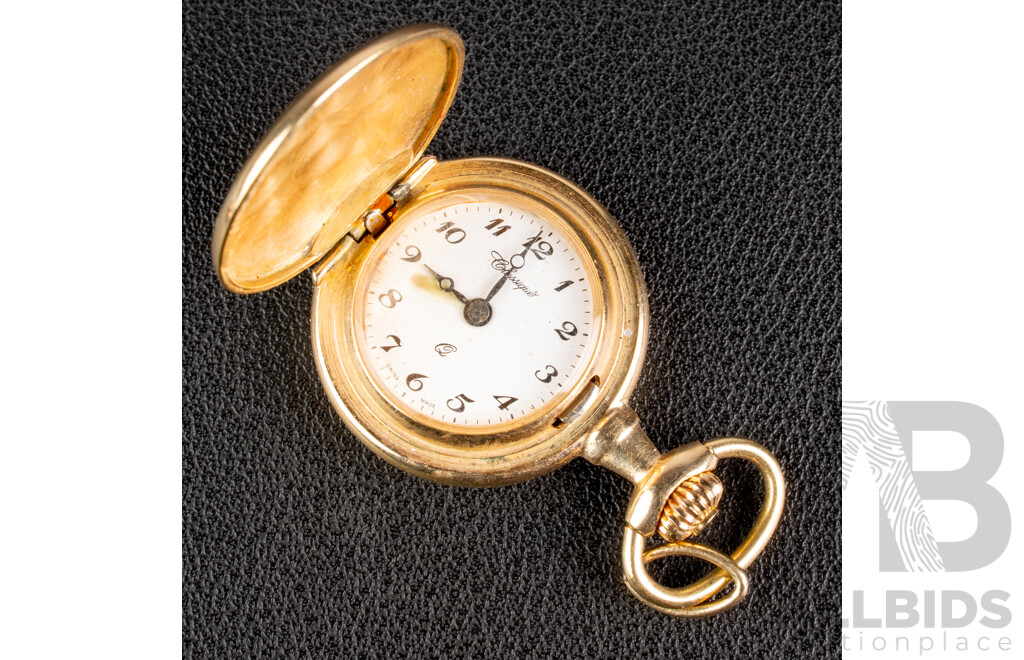 Antique Gold Tone Sovereign Case & Classique 25mm Gold Tone Fob Watch