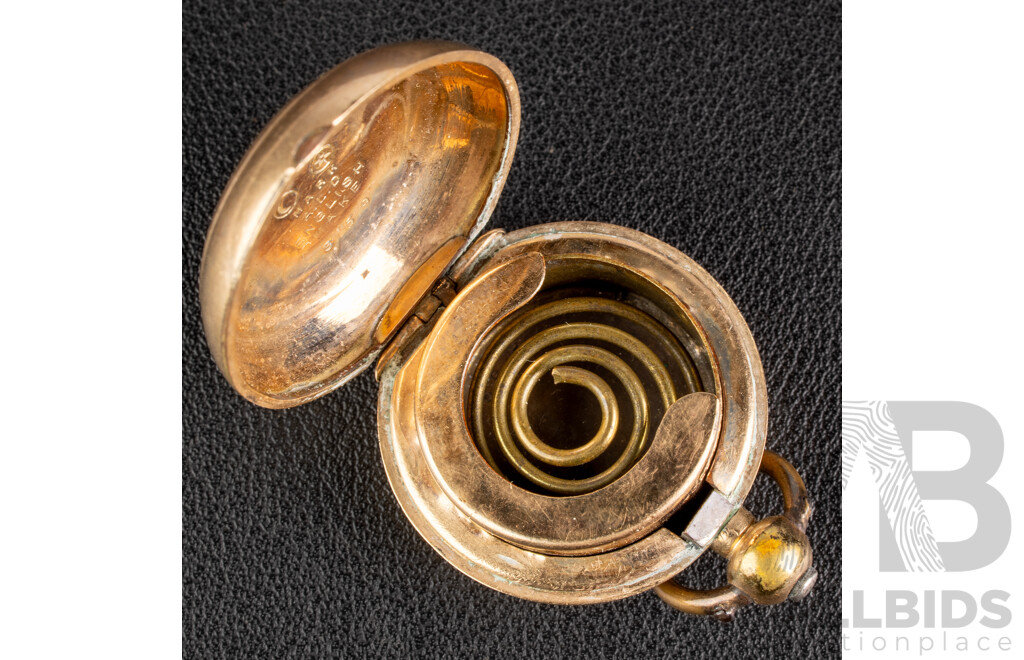 Antique Gold Tone Sovereign Case & Classique 25mm Gold Tone Fob Watch