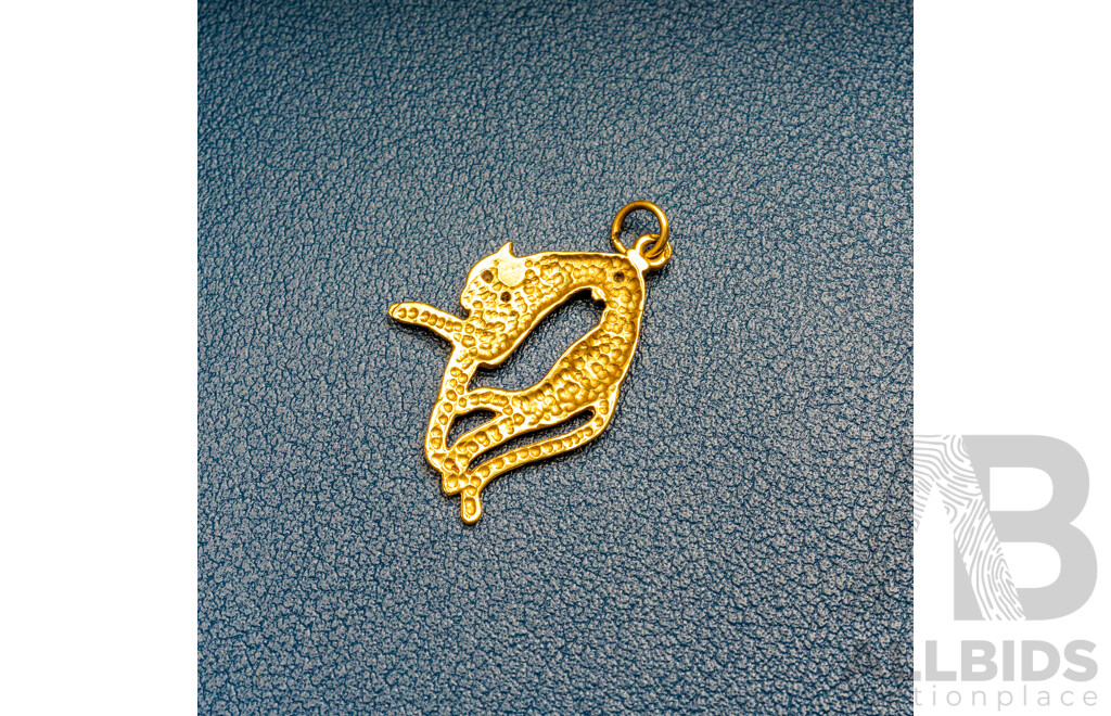 9ct Cat Pendant, 30mm Long, 2.24 Grams
