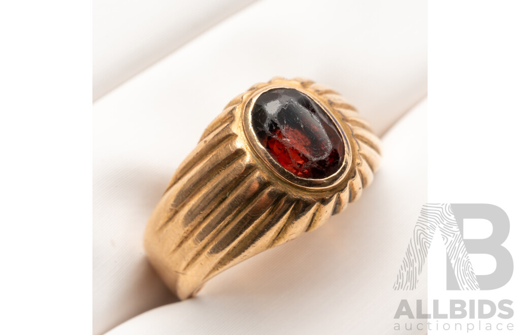 9ct Vintage Rose Gold Garnet Pinky Ring, Size H, 4.54 Grams